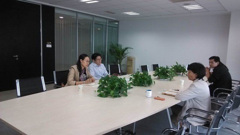 小标题：行业背景